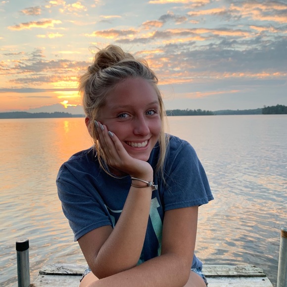 Meet your Posher, Sophie - Picture 1 of 1